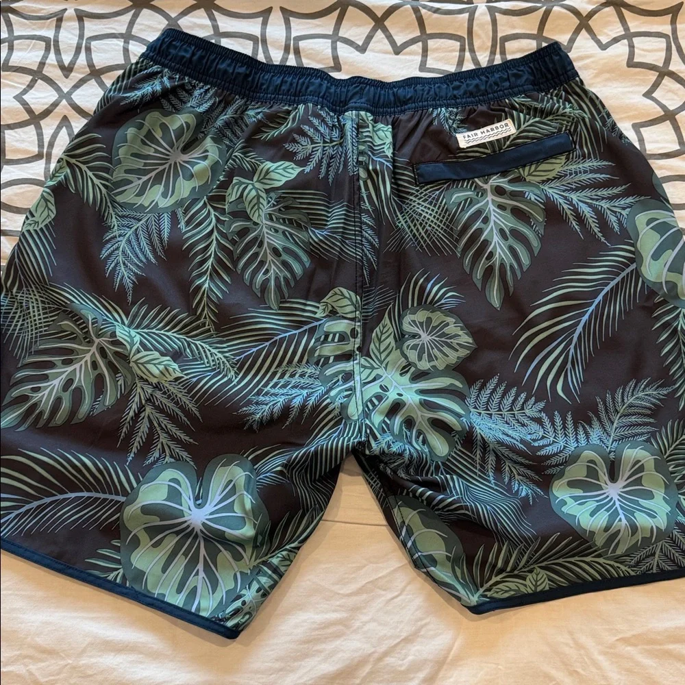 Fair Harbor Anchor Beach Floral Calfironia Vacation Men’s Swim Trunks Size XL